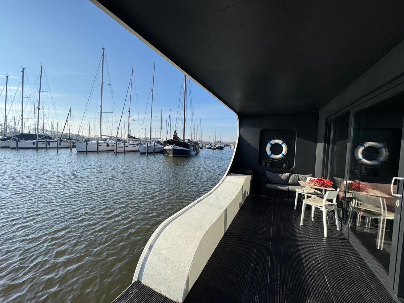 Tinyfloat Andijk Villa Kültér fotó